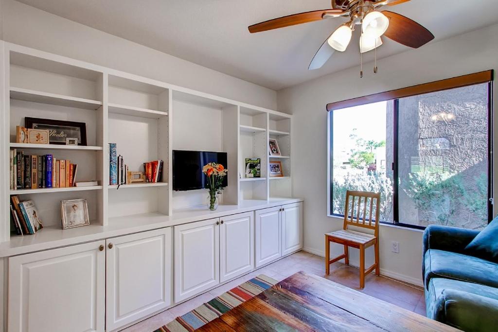 Country Club Home 2 Bedroom 2 Ba And Den About 1 Mi To Golf 보레고 스프링스 외부 사진